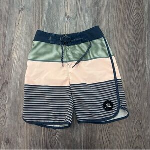 Quiksilver boys board shorts size 8